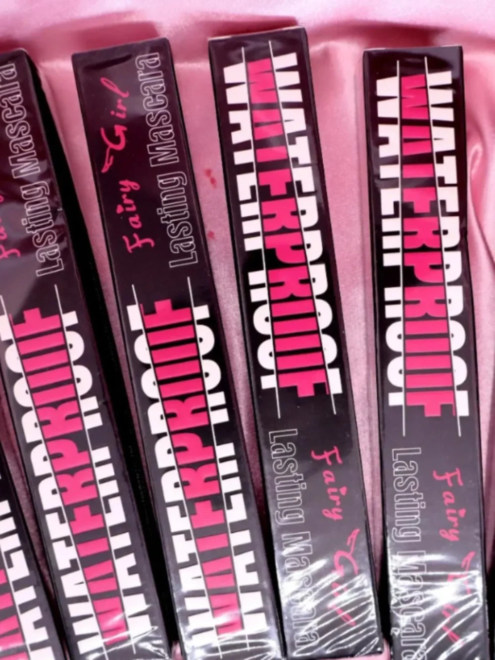 4D Silk Fiber Mascara Black , Voluminous Lengthening Lash Extension Look